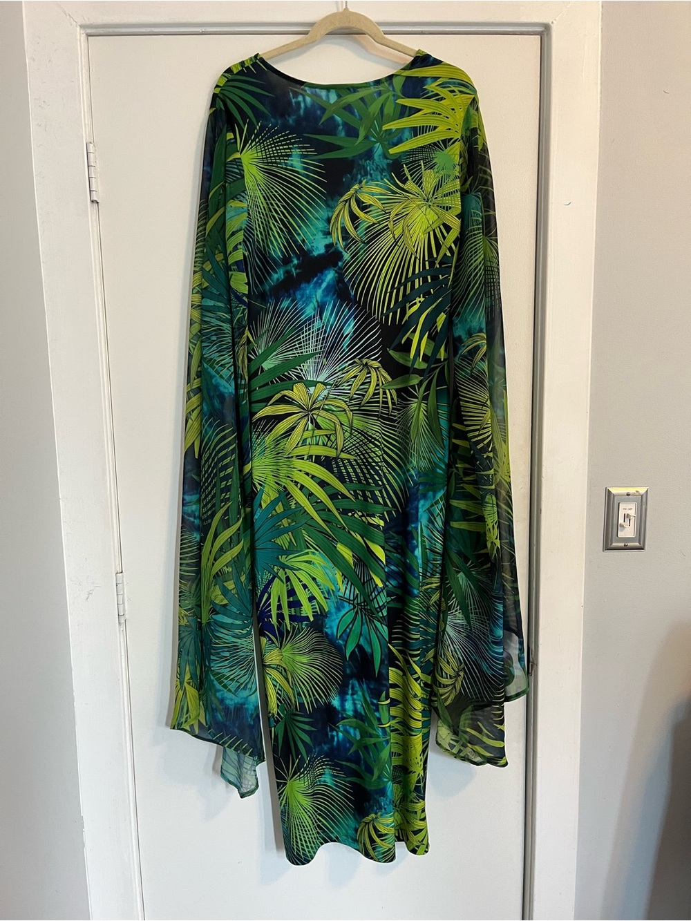 VENUS exaggerated bell sleeve Green Blue Tropical palm Leaf Maxi Dress J.Lo slit - Picture 5 of 7